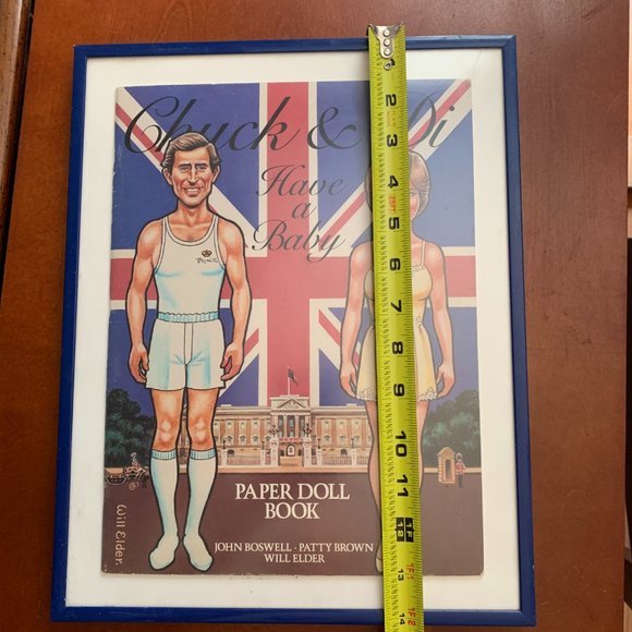 Vintage Chuck & Di Have a Baby Paper Doll Book framed Princess Diana 1982 Royals - Picture 5 of 5